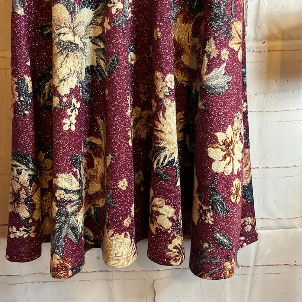 Gorgeous JUNIORS BEBOP SPARKLE FLORAL SWING DRESS XXS - Picture 3 of 16